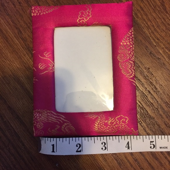 Pair of Pink Asian Print Picture Frames - Picture 3 of 7